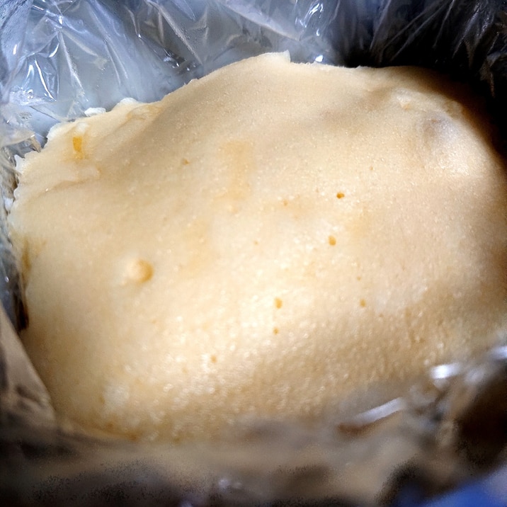 まるでチーズドッグ味に♪チーズin蒸しパン